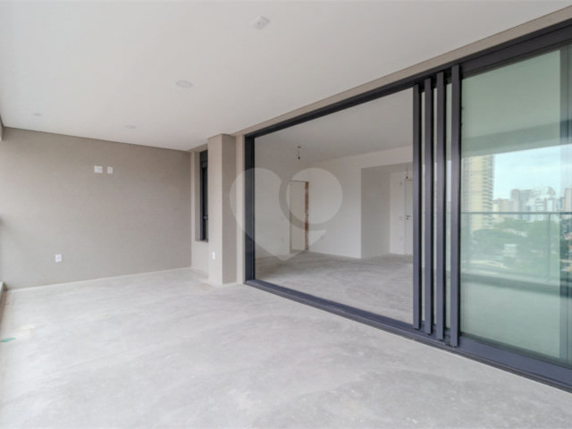 Apartamento à venda com 3 suítes em Brooklin, São Paulo, SP