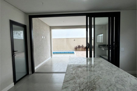 Casa à venda com 3 suítes no condomínio Belvedere I, Votorantim - SP