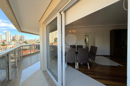 Apartamento à venda com 3 suítes em Santa Teresinha, São Paulo, SP