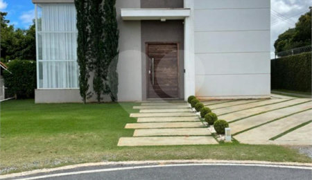 Casa à venda com 5 quartos, sendo 3 suítes,  no condomínio Residencial Saint German, Araçoiaba da Serra - SP