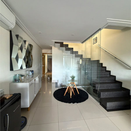 Casa à venda com 3 suítes em Vila Comercial, São Paulo, SP
