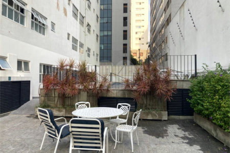 Apartamento à venda com 4 quartos, sendo 1 suíte, em Jardim Europa, São Paulo, SP