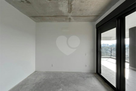 Apartamento à venda com 3 suítes em Panamby, São Paulo, SP