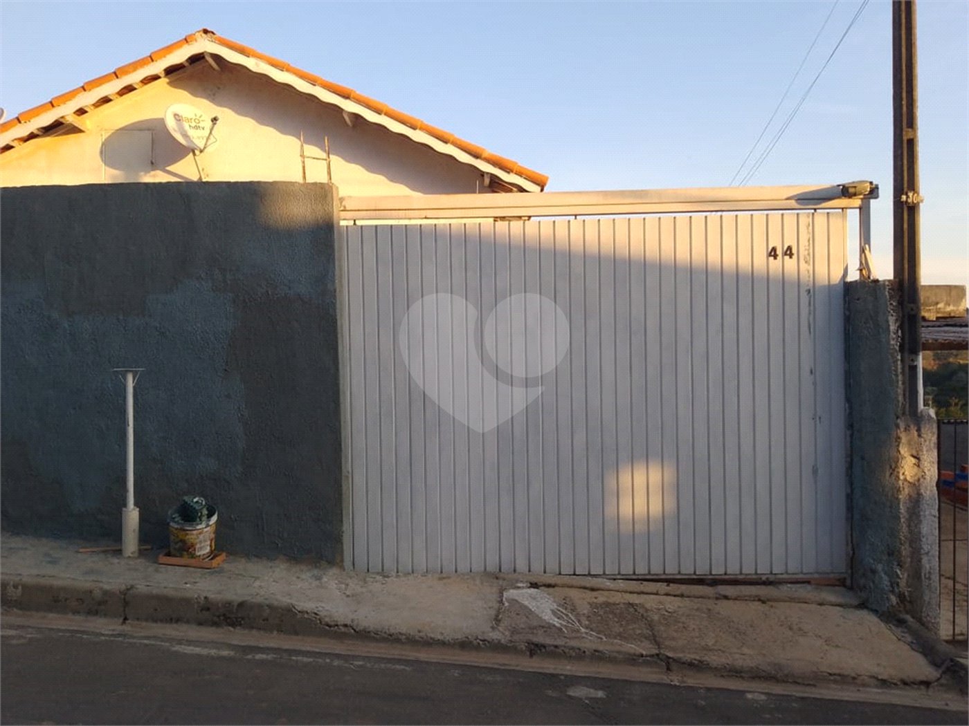 Casa à venda com 3 quartos, sendo 2 suítes, no Centro (mailasqui), São Roque, SP
