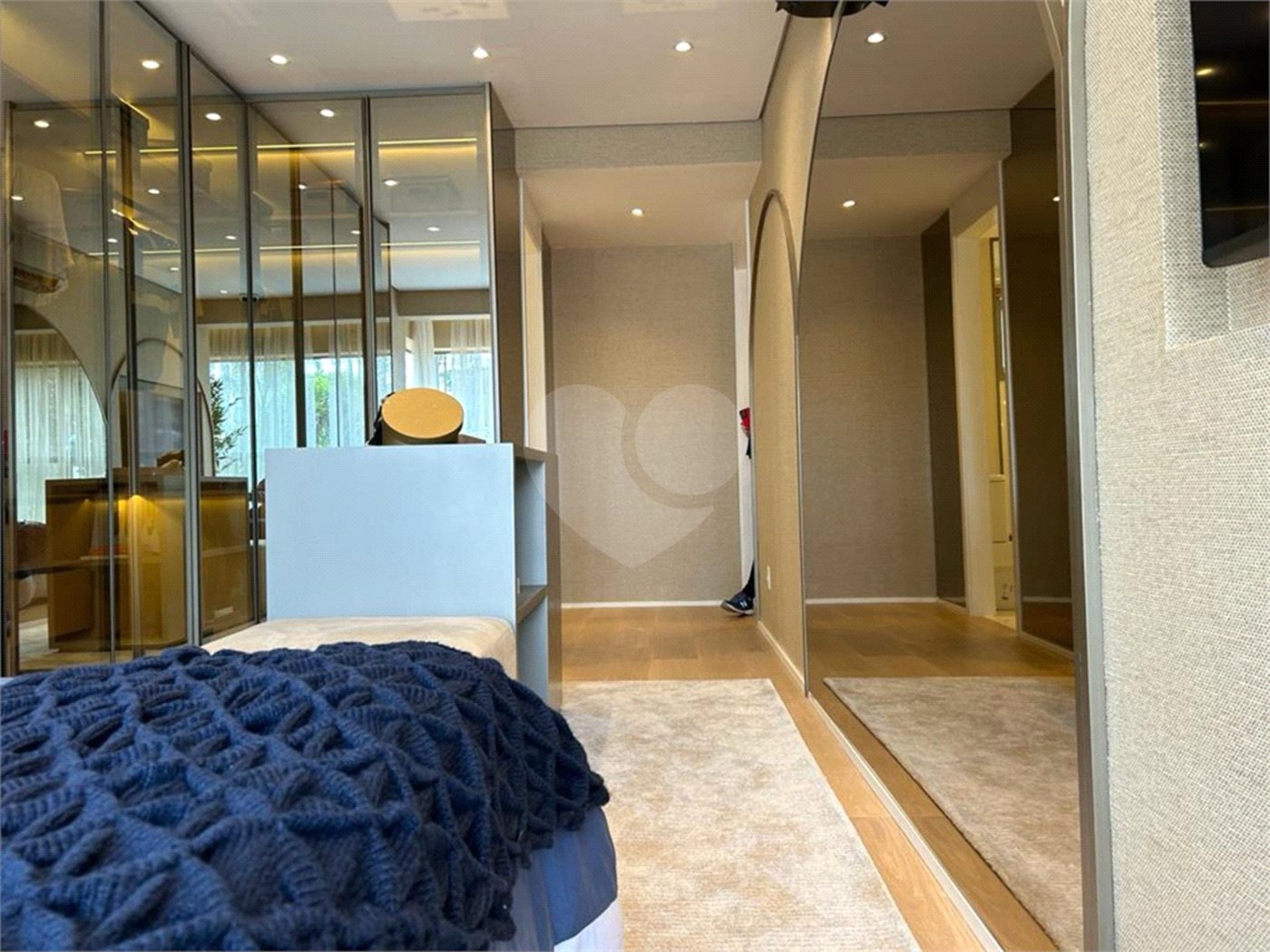 Apartamento à venda com 3 suítes em Jardim das Acácias, São Paulo, SP