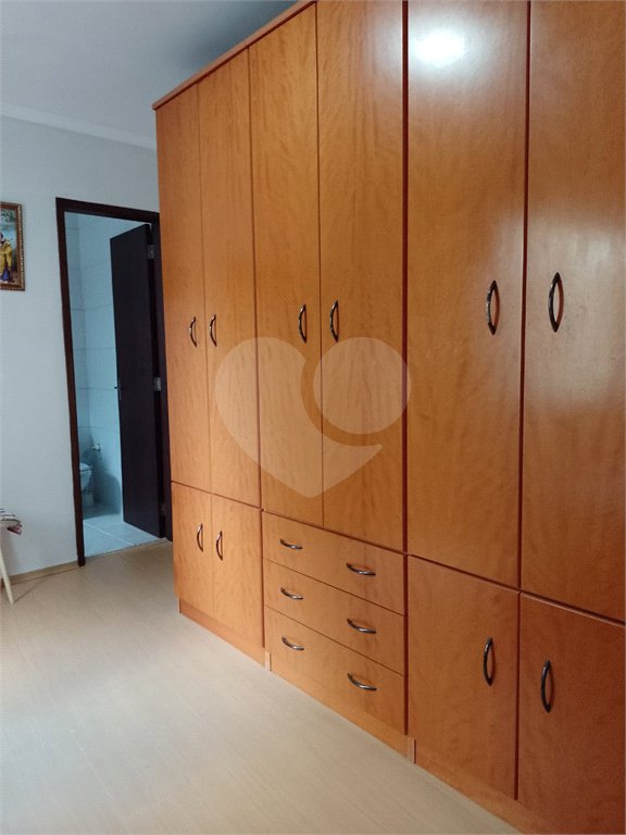 Sobrado à venda com 3 quartos, sendo 1 suíte,  em Vila Santo Estéfano, São Paulo, SP
