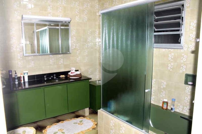 Casa à venda com 3 quartos, sendo 1 suíte, em Vila das Mercês, São Paulo, SP
