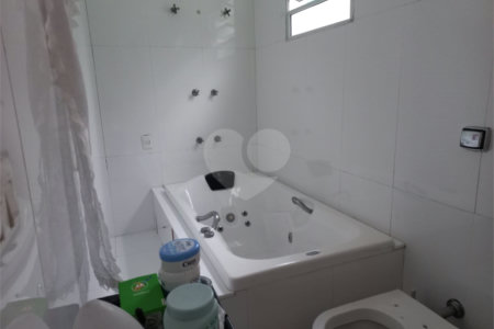 Sobrado à venda ou para alugar com 4 suítes em Butantã, São Paulo, SP