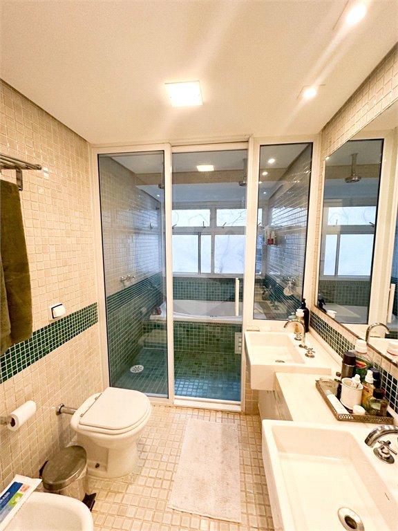 Apartamento à venda com 2 suítes em Itaim Bibi, São Paulo, SP