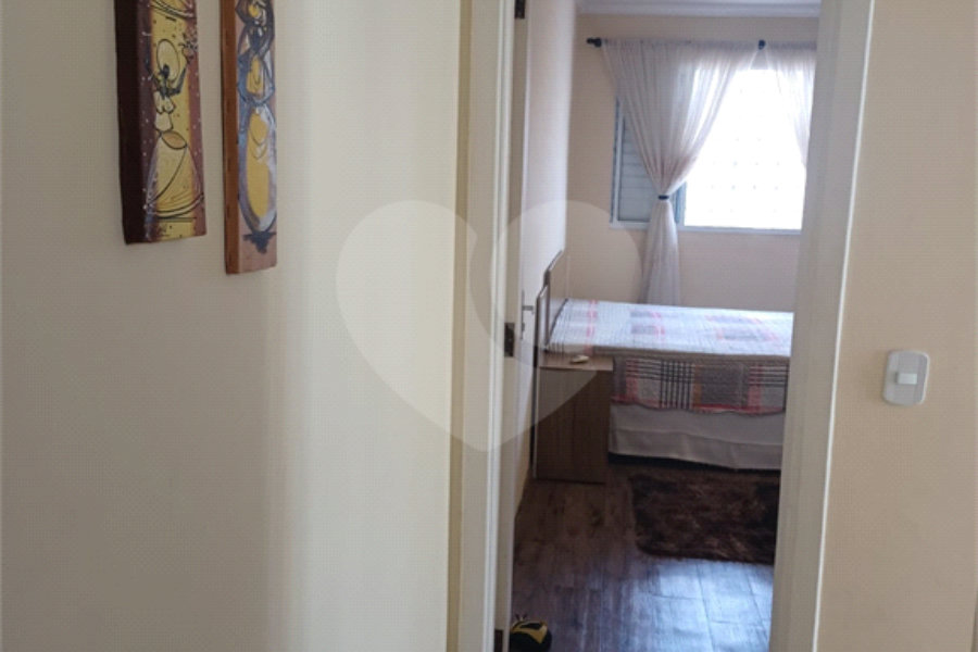 Sobrado à venda com 3 quartos, sendo 1 suíte,  em Ermelino Matarazzo, São Paulo, SP
