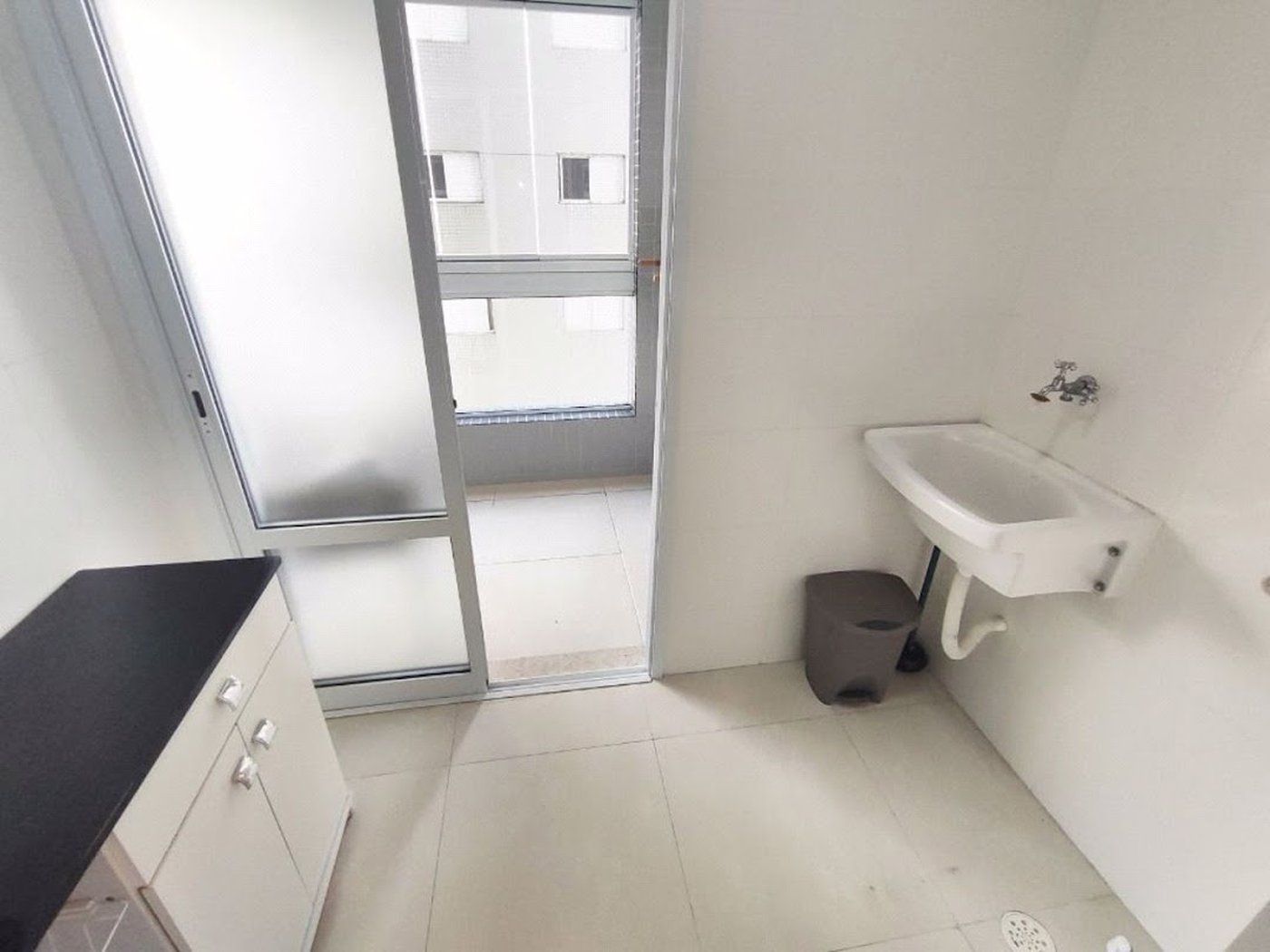 Apartamento Residencial à venda, Boqueirão, Praia Grande - AP1740.