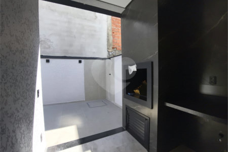Casa à venda com 3 quartos, sendo 1 suíte,  no condomínio Horto Florestal Villagio, Sorocaba - SP