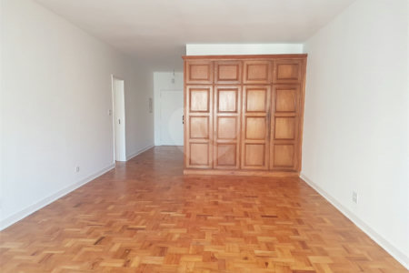 Apartamento à venda com 3 quartos, sendo 1 suíte, em Jardim Paulista, São Paulo, SP