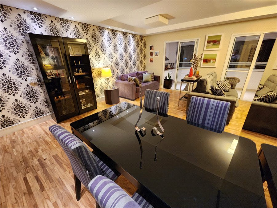 Apartamento à venda com 3 suítes em Vila Suzana, São Paulo, SP