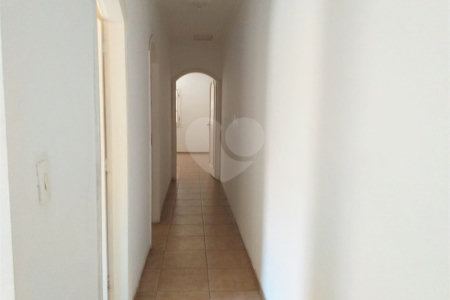 Sobrado à venda com 3 quartos, sendo 1 suíte, em Vila Gustavo, São Paulo, SP