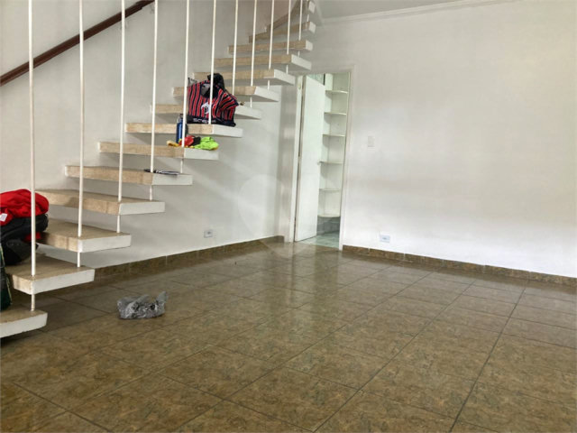 Sobrado à venda com 2 quartos em Chácara Santo Antônio, São Paulo, SP
