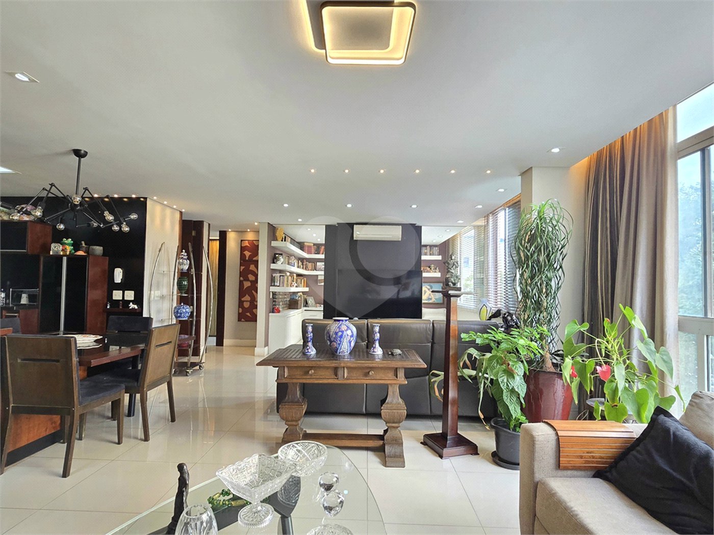 Apartamento à venda com 2 quartos, sendo 1 suíte, em Paraíso, São Paulo, SP