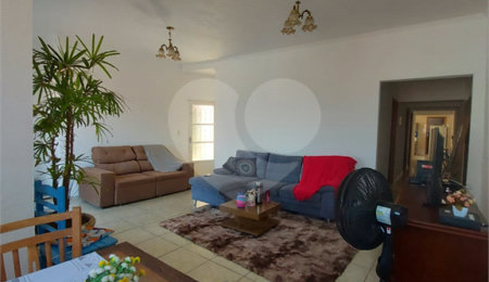 Sobrado à venda com 3 quartos, sendo 2 suítes, em Jardim Alvinópolis, Atibaia, SP