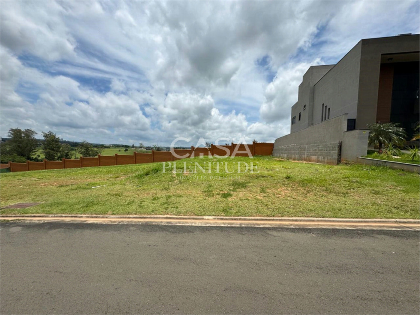 Terreno em condomínio à venda em Alphaville Nova Esplanada, Votorantim, SP