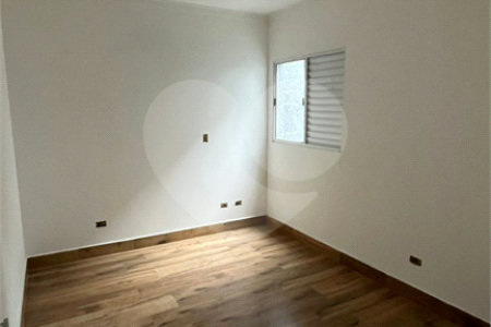 Casa à venda com 3 quartos, sendo 1 suíte,  em Vila Canero, São Paulo, SP