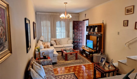 Sobrado à venda com 3 quartos, sendo 1 suíte,  em Vila Gustavo, São Paulo, SP