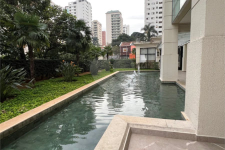 Apartamento à venda com 3 suítes em Campo Belo, São Paulo, SP