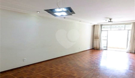 Apartamento à venda com 2 quartos, sendo 1 suíte,  em Vila Isabel, Rio de Janeiro, RJ