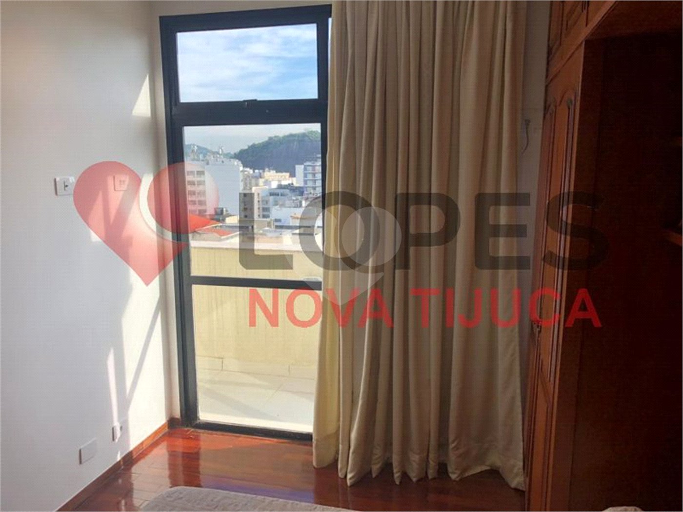 Cobertura à venda com 3 quartos, sendo 2 suítes, em Tijuca, Rio de Janeiro, RJ