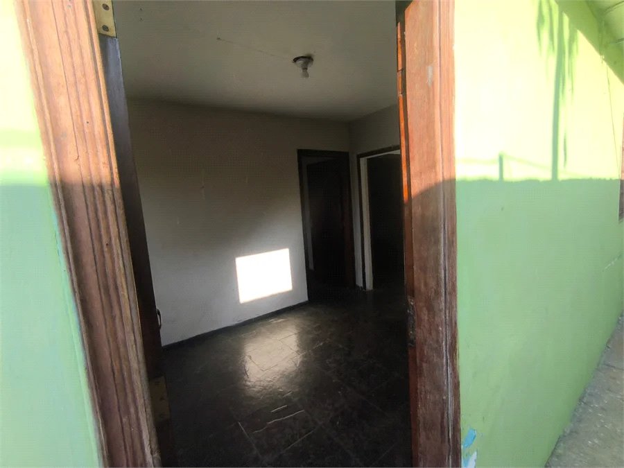 Casa à venda com 3 quartos em Jardim das Esmeraldas, São Paulo, SP