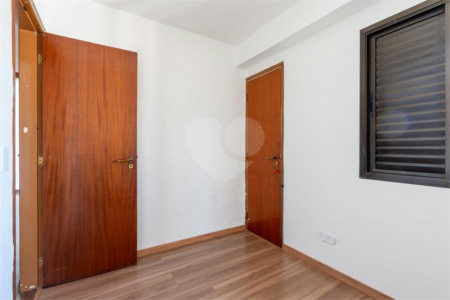 Apartamento à venda com 3 quartos, sendo 1 suíte, em Vila Mariana, São Paulo, SP