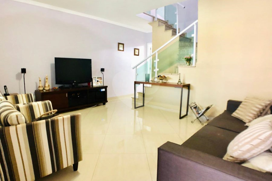 Sobrado à venda com 3 quartos, sendo 1 suíte, em Tucuruvi, São Paulo, SP