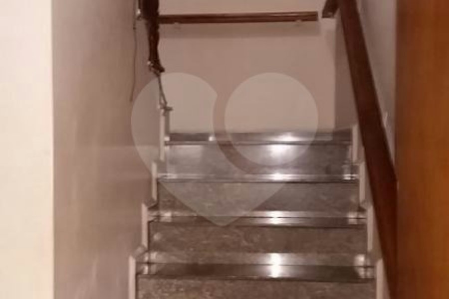 Sobrado à venda com 4 quartos, sendo 2 suítes, em Tremembé, São Paulo, SP