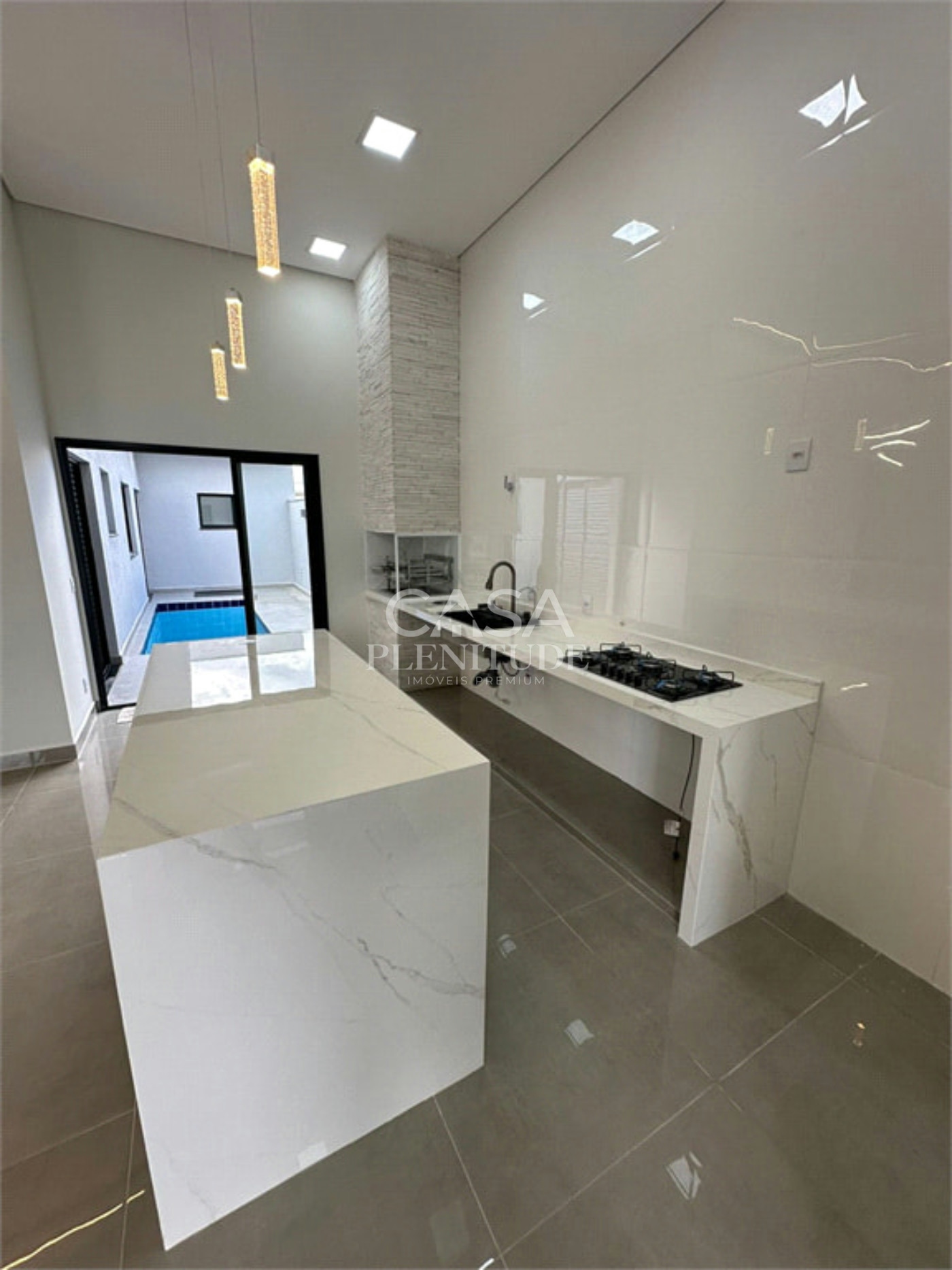 Casa em condomínio à venda com 3 suítes em Wanel Ville, Sorocaba, SP