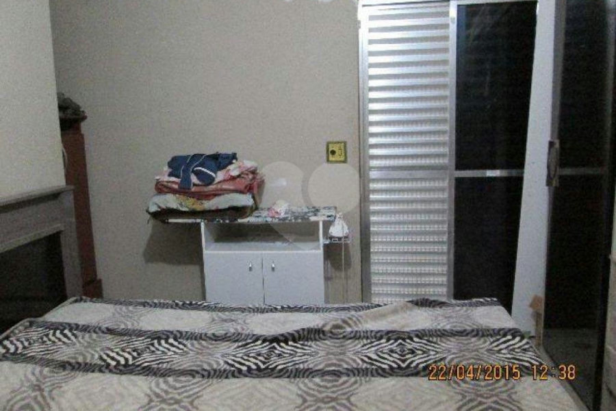 Sobrado à venda com 4 quartos, sendo 2 suítes, em Parque Edu Chaves, São Paulo, SP