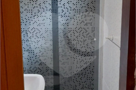 Sobrado à venda com 6 quartos, sendo 3 suítes, em Vila Divina Pastora, São Paulo, SP