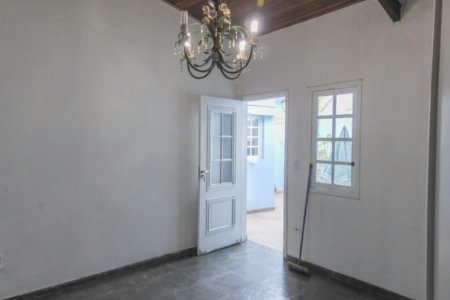 Casa Térrea à venda com 4 quartos, sendo 2 suítes,  em Jardim das Bandeiras, São Paulo, SP