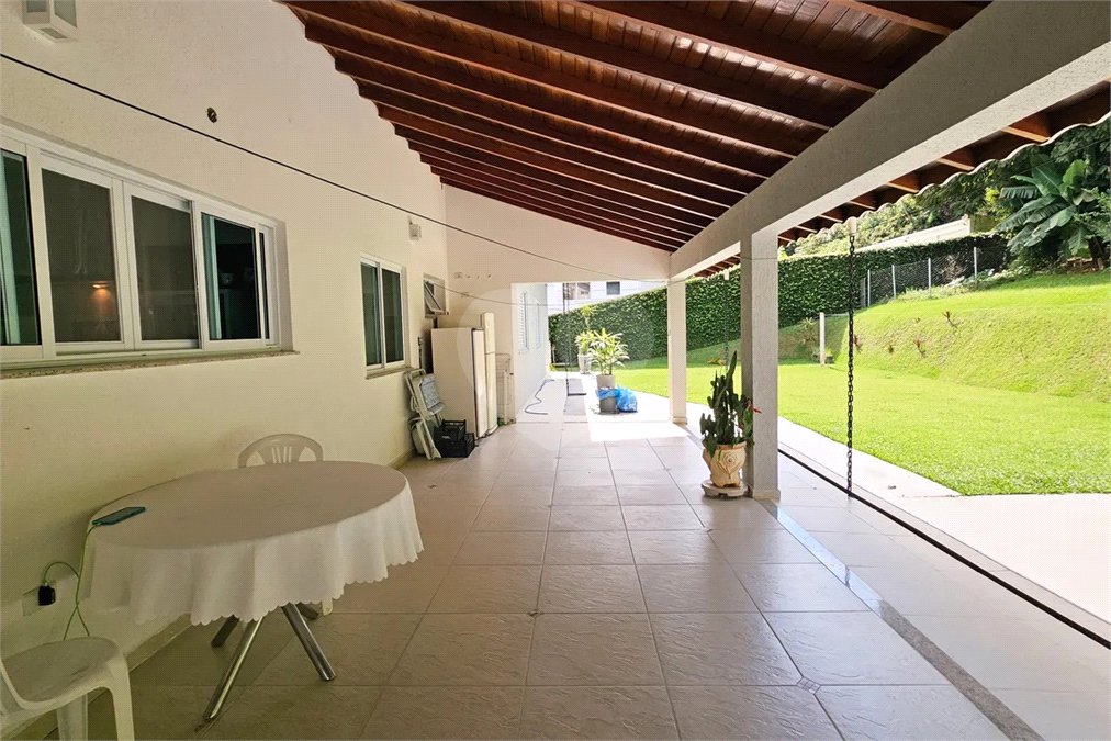 Casa à venda com 5 suítes no condomínio Capital Ville 2, Jundiaí - SP