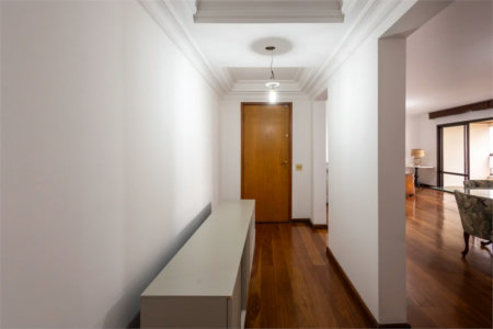 Apartamento à venda com 4 quartos, sendo 3 suítes, em Jardim Monte Kemel, São Paulo, SP