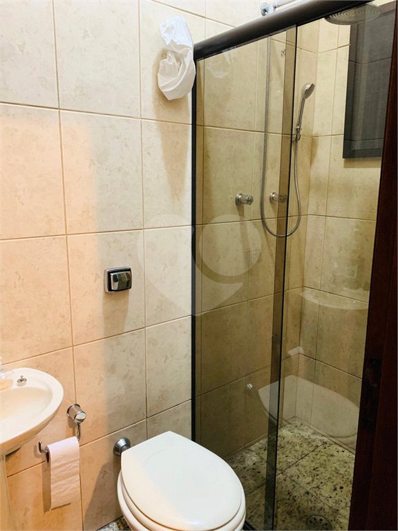Casa à venda com 3 suítes em Vila Amorim, Suzano, SP