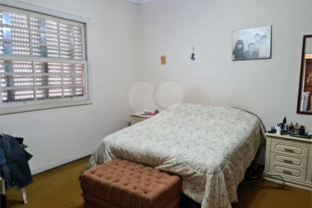 Sobrado à venda com 3 quartos em Campo Belo, São Paulo, SP