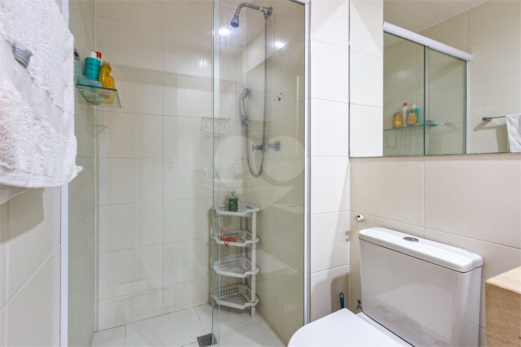 Apartamento à venda com 2 quartos, sendo 1 suíte,  em Jardim das Acácias, São Paulo, SP