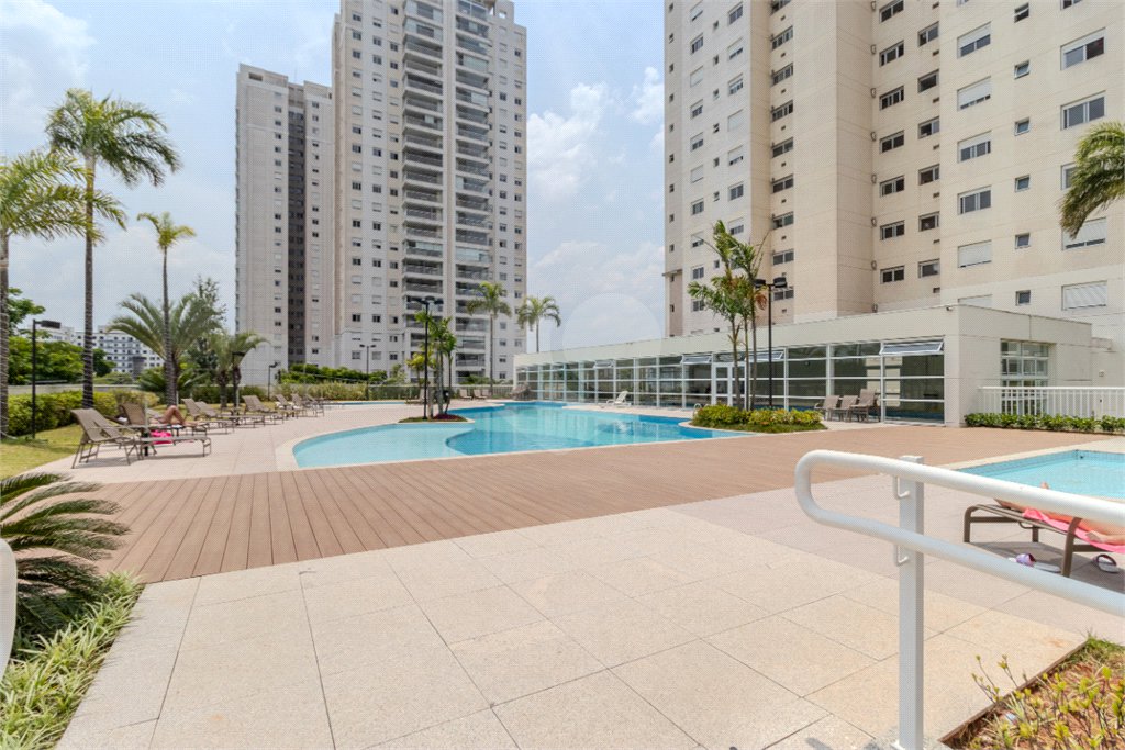 Apartamento à venda com 3 suítes em Campo Grande, São Paulo, SP