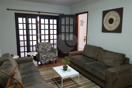 Casa à venda com 3 quartos, sendo 1 suíte, em Jardim Hípico, São Paulo, SP