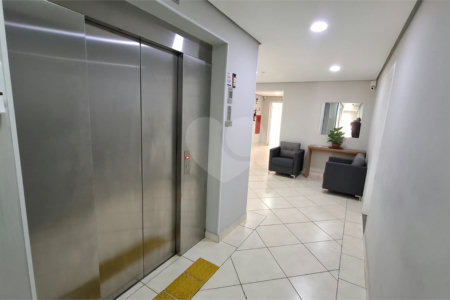 Apartamento à venda ou para alugar com 2 quartos em Parque Vitória, São Paulo, SP