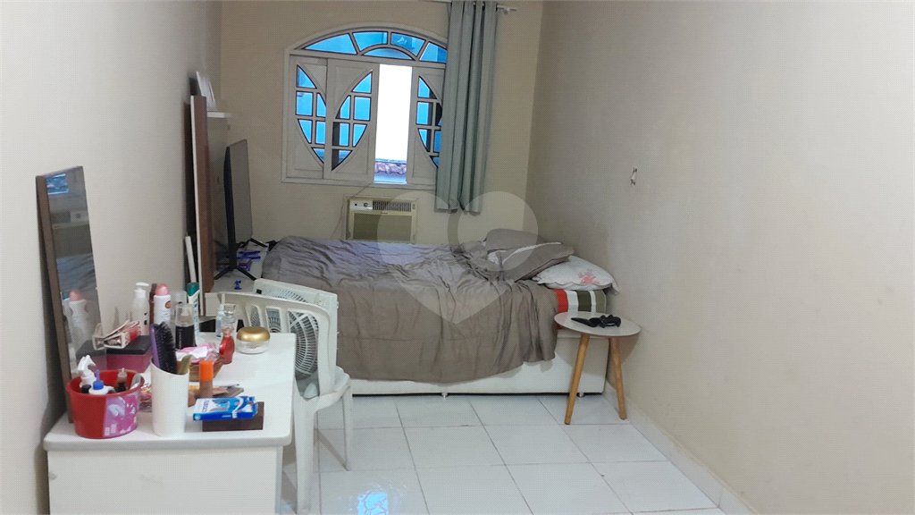 Casa à venda com 3 quartos em Campo Grande, Rio de Janeiro, RJ