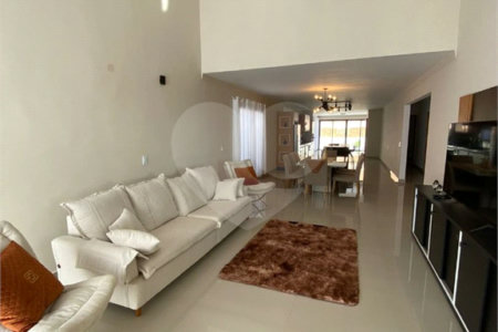 Casa à venda com 3 suítes em Taipas de Pedras (mailasqui), São Roque, SP