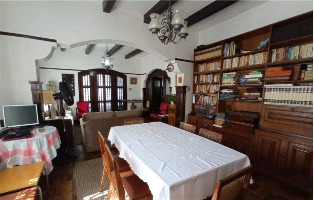 Casa à venda com 4 quartos, sendo 1 suíte, em Lapa, São Paulo, SP