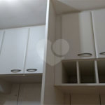 Apartamento no Condomínio Residencial Alcântara.