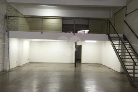 Prédio à venda em Vila Madalena, São Paulo, SP