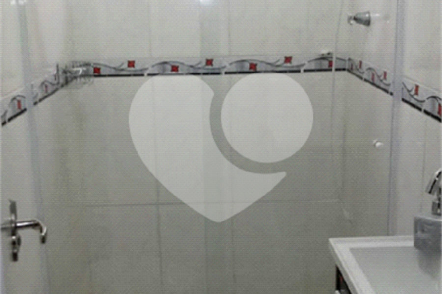 Sobrado à venda com 3 quartos, sendo 1 suíte, em Vila Nova Cachoeirinha, São Paulo, SP